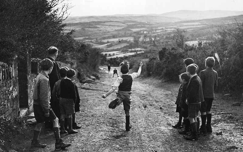 WATCH: Ancient Irish road bowling alive and well in West Virginia