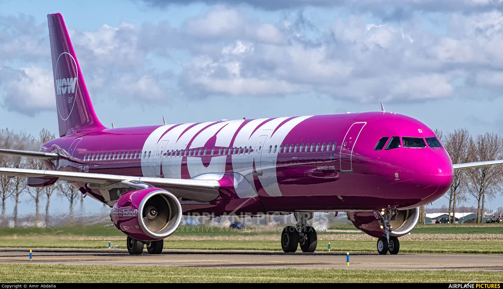 WOW Air North America to Cork Airport flights take off