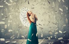 Farmers find $560,000 winning lottery ticket among garbage in car