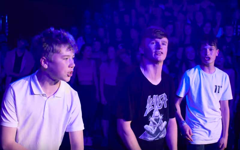 Irish students sing ‘Despacito’ as Gaeilge (VIDEO)