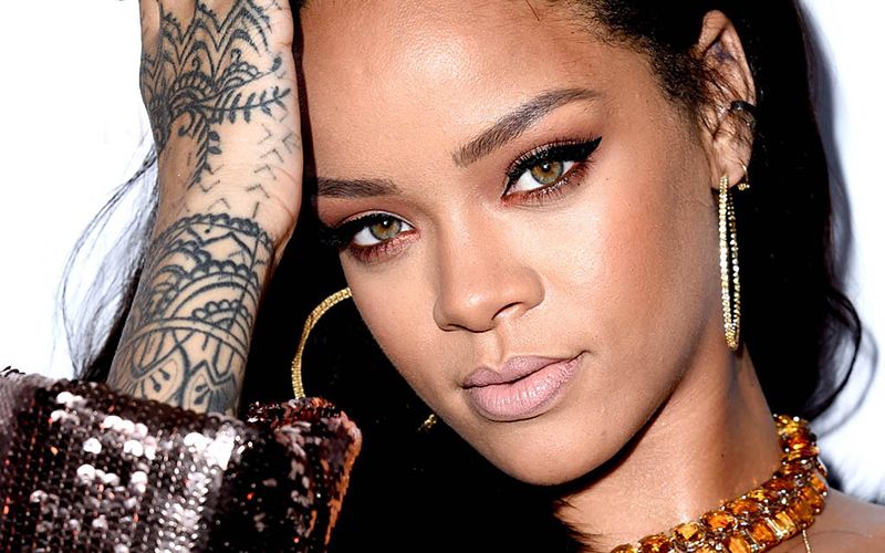 Rihanna sued by Irish wife of former head bodyguard