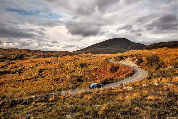 Moll\'s Gap, County Kerry: \"May the road rise up to meet you\" Irish blessing