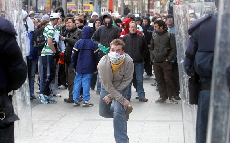 Love Ulster who caused 2006 Dublin riots plan another parade