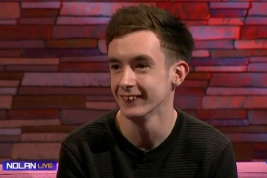 Irish teen suffering with tourettes can’t help shouting ISIS in airports