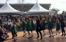 Thumb_crowds_irish_dancers_at_the_great_irish_fair_youtube
