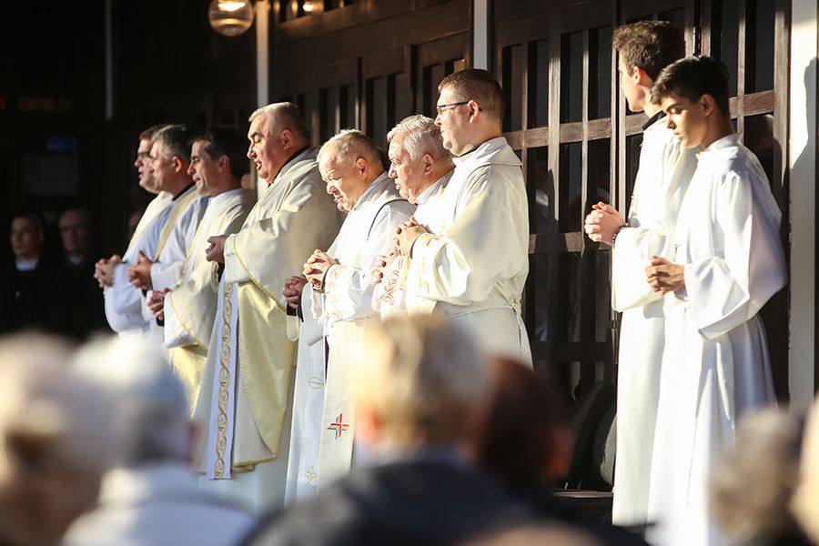 Only six Irish sign up for the priesthood - a 222-year-record low