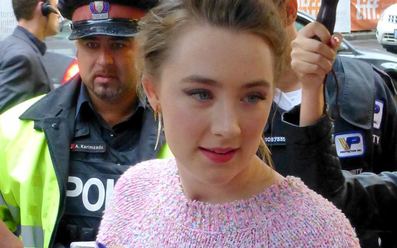 Oscar tipped Queen Saoirse Ronan working hard in Scotland