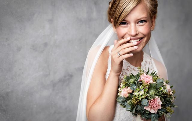 An Irish bride created her very own perfect Irish slang translator to help American guests along with new words and phrases.