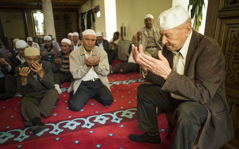 Dublin locals complain about mosque’s call to prayer “noise pollution”