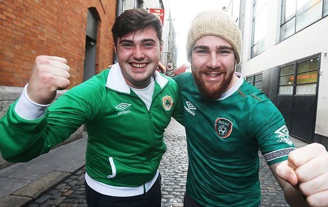 Pictured (L to R) Rory O’Conner with Brian Alone in Temple Bar today ahead of the Ireland vs Denmark football game tonight.