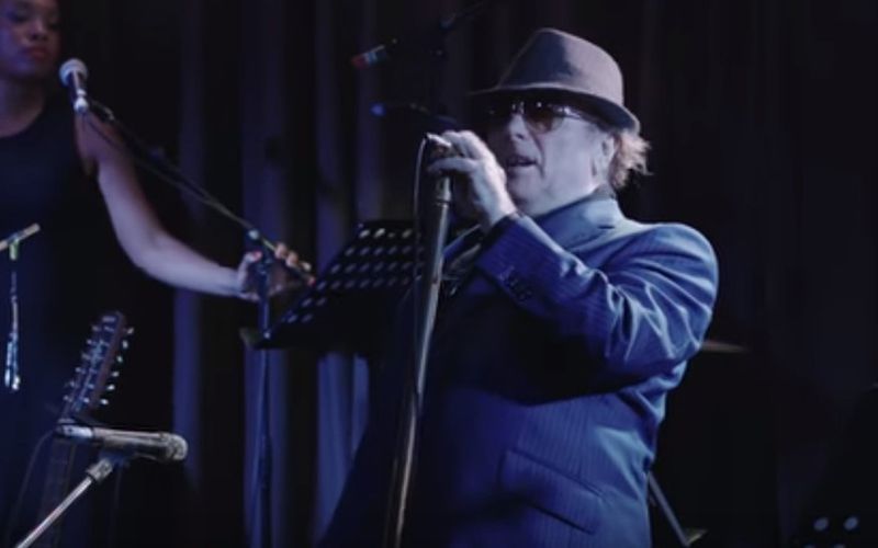 Van Morrison rolls with the punches