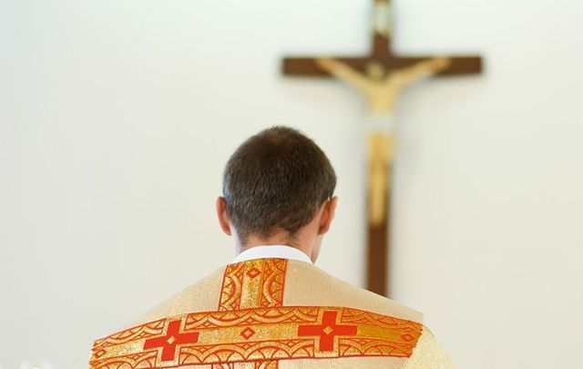 Catholic priests provided with a memo of instructions to follow in the event of an allegation of sexual abuse.