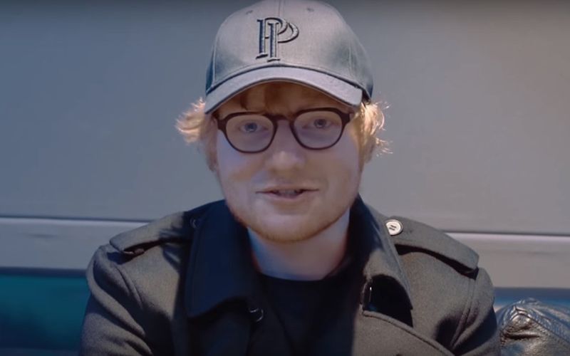 Courtney Cox surprised Johnny McDaid with a star-studded video at the Irish Post Awards