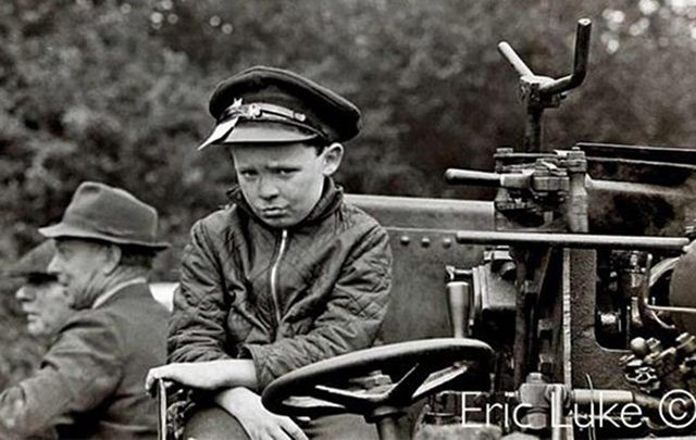 Eric Luke’s archive of old negatives is the toast of Twitter.