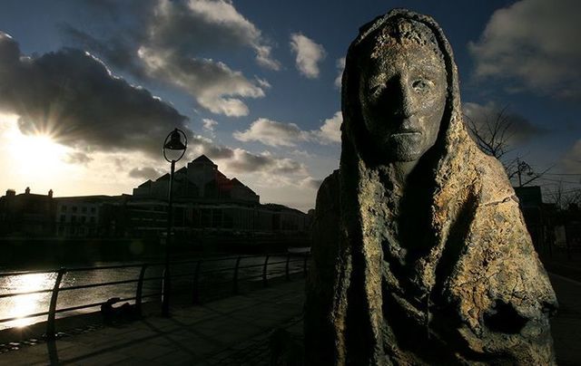 Great Hunger memorial on the quays in Dublin. Was Ireland\'s over-population behind the Irish Famine?