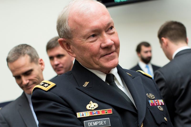 WATCH: Irish American US Army General Dempsey sings "Christmas in Killarney"