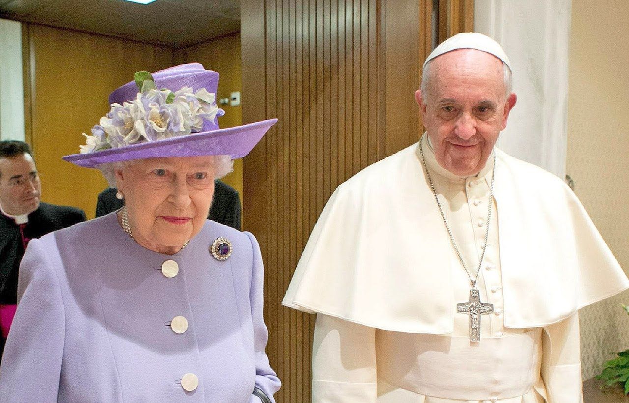 Reports that Pope Francis and Queen Elizabeth to meet in Northern Ireland in 2018