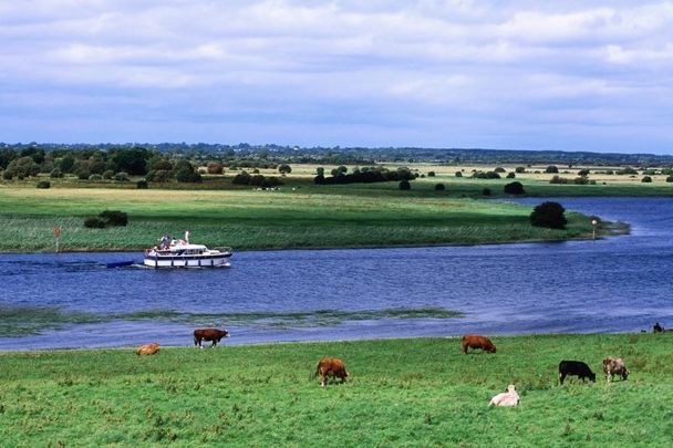 The River Shannon at Clonmacnoise, County Offaly.