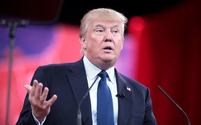 Trump tells Irish he’ll top JFK and send astronauts to Mars