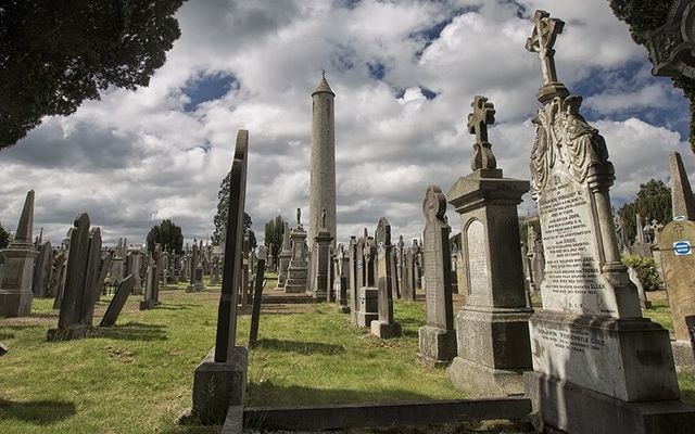 The O\'Connell Tower, in Glasnevin Cemetery, in Dublin.