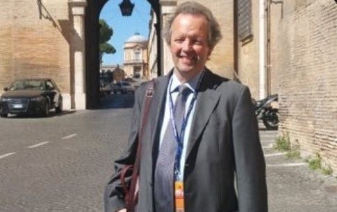 Irish journalist in Rome, Paddy Agnew.