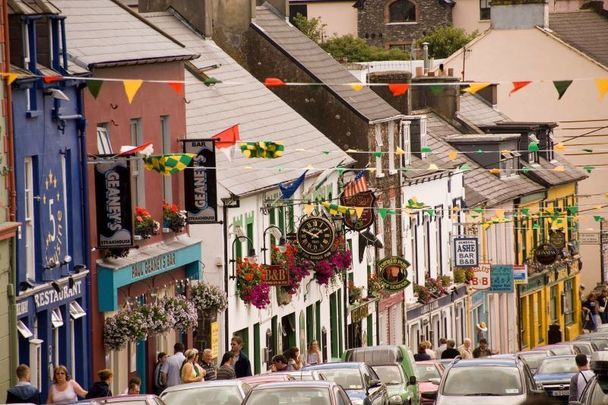 Main Street in the always charming Dingle, County Kerry along Ireland\'s Wild Atlantic Way.