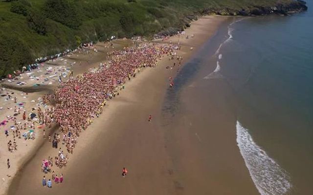 2,505 Irish women skinny dipped in Wicklow on Saturday to raise funds for an Irish children\'s cancer charity.