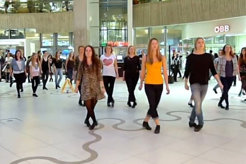 Irish Dance Flash Mob Takes Over A Shopping Mall In Vienna Irish Dance Flash Mob Takes Over A Shopping Mall In Vienna