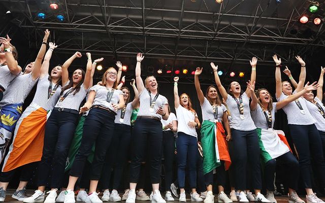 The Irish Womens Hockey Team celebrating there win at City Hall Dublin