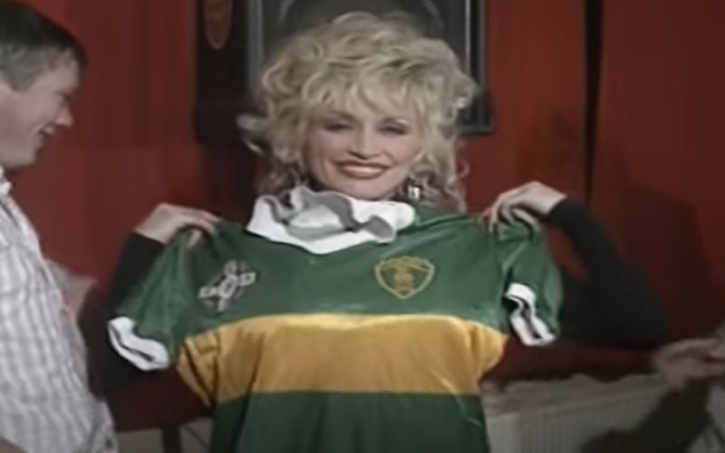 WATCH: When Dolly Parton sang an impromptu gig in a Co Kerry pub