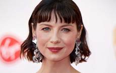 Caitriona Balfe applauds bravery of Irish American woman who challenged Sen. Jeff Flake