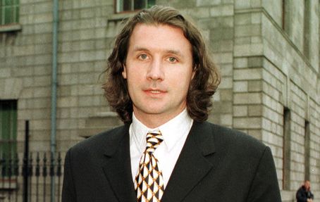 "A giant of Irish music" dies suddenly aged 52