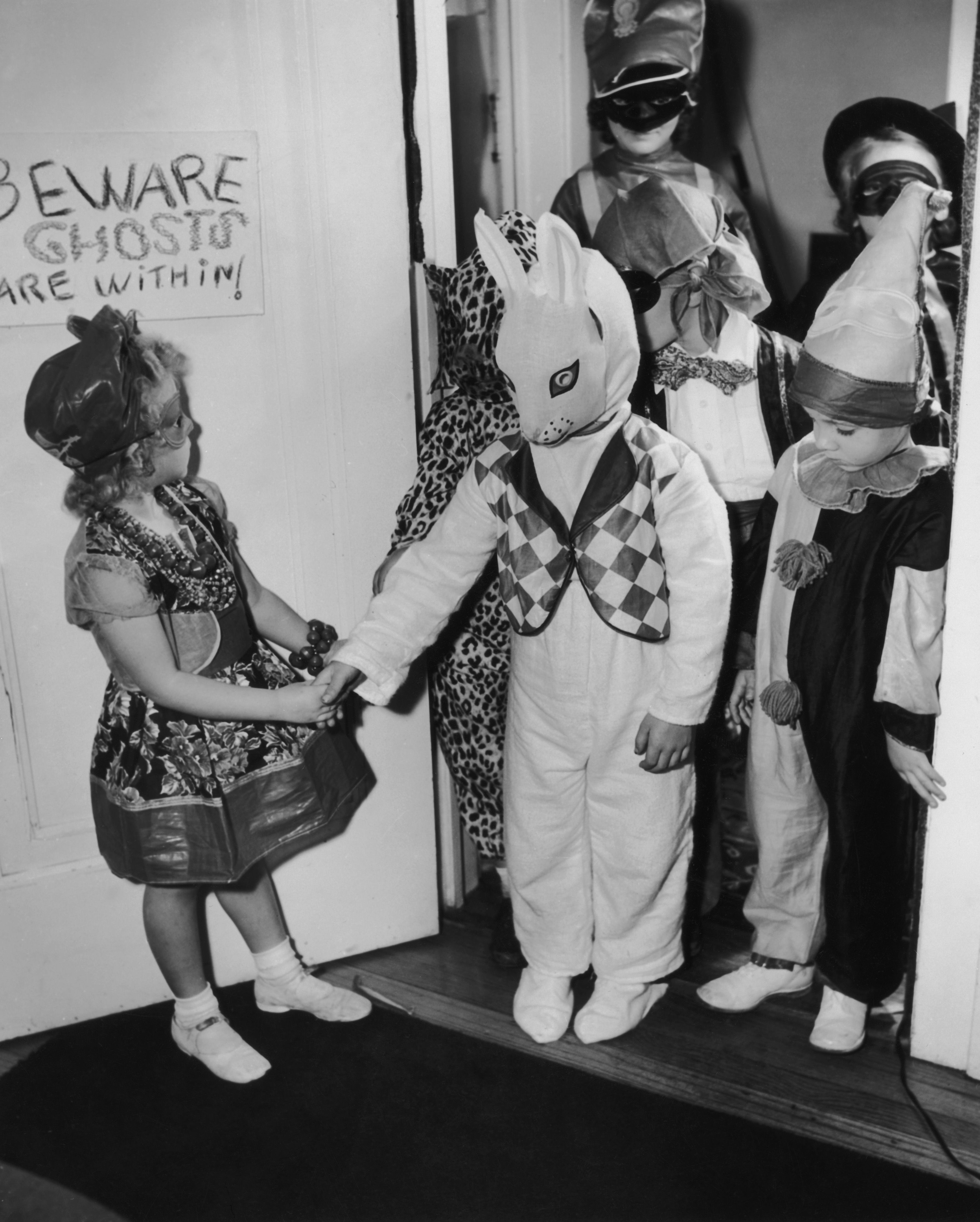 These homemade Halloween costumes from a century ago are scarier than anything today