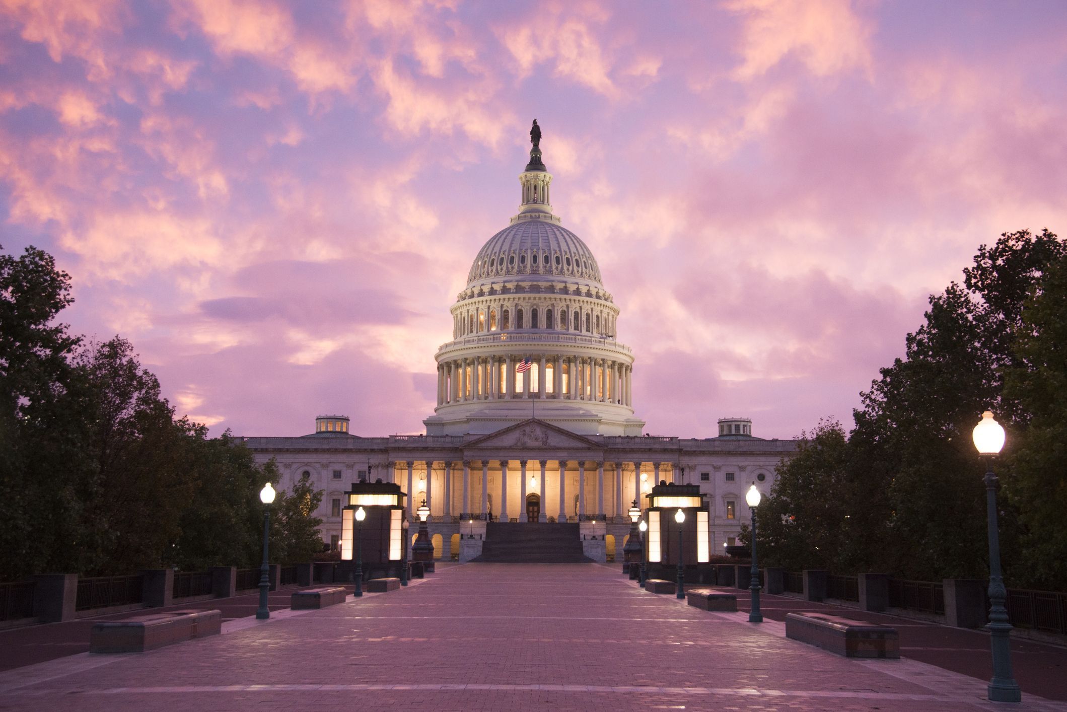 E3 visa bill passes House - more US visas to Irish if it passes Senate