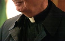 Priests hear Christmas shoppers' confessions at Irish mall