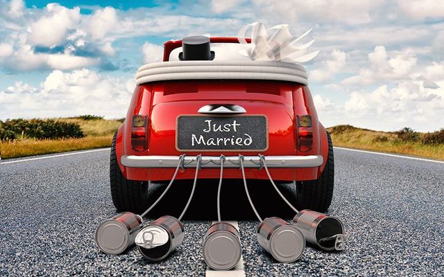 Just married? Or planning a honeymoon in Ireland after your Irish wedding? Here are some top tips.