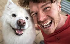 Meet the Irishman who takes the world’s best animal selfies
