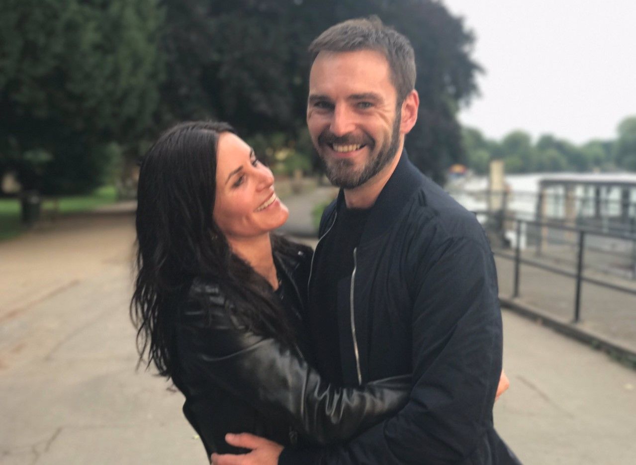 Johnny McDaid is Courtney Cox’s “guyone”