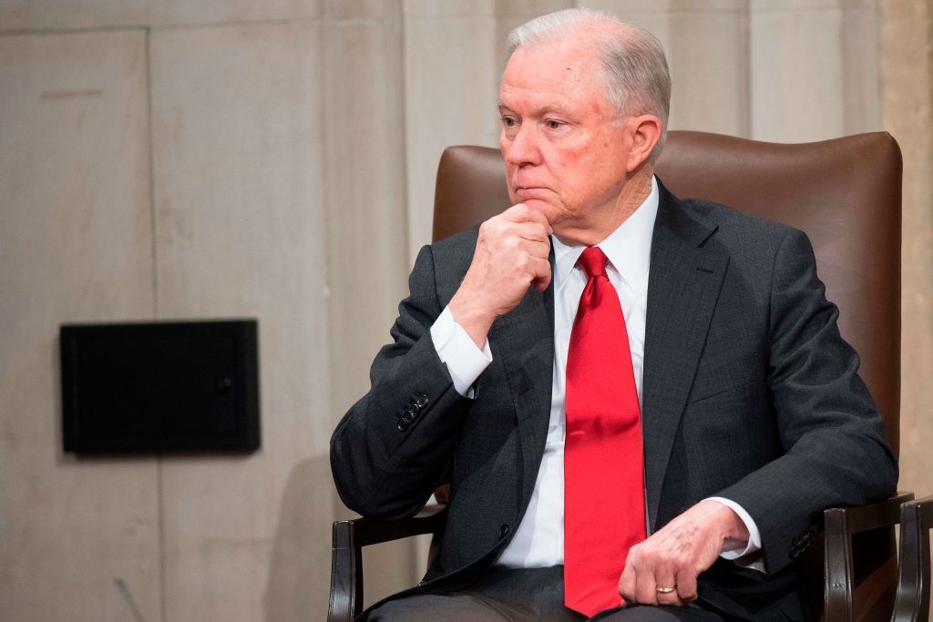 Jeff Sessions brands Irishmen “drunks but could be trusted” in FBI slam