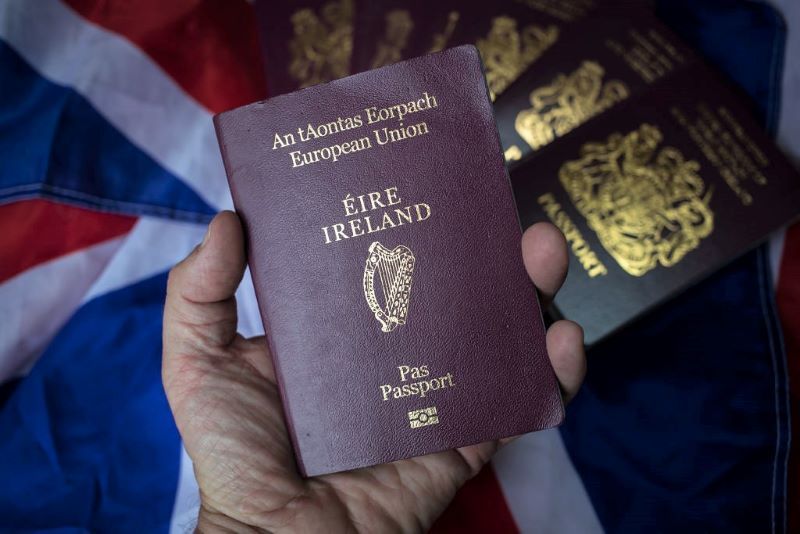 Irish government called upon to address Brexit passport pressure