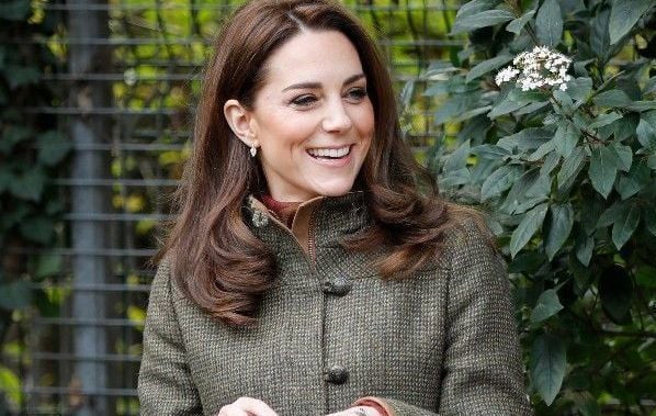 Kate Middleton wearing an Irish designer. 