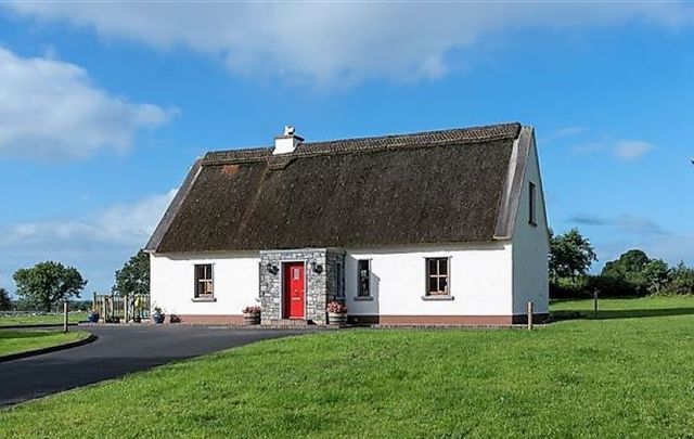 The views from this thatched cottage in Co Roscommon are unreal