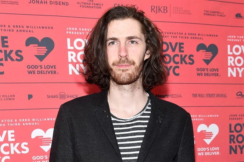 Irish singer Hozier debuts at number one on Billboard 200 ahead of St. Patrick’s Day