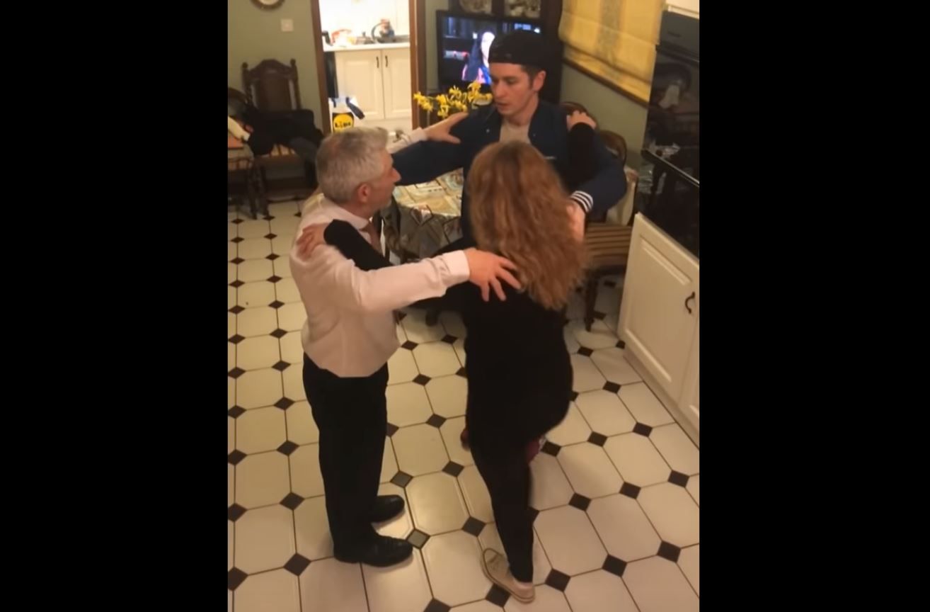 WATCH: Irish family hilariously take on the viral 'triangle dance' in Co Kerry