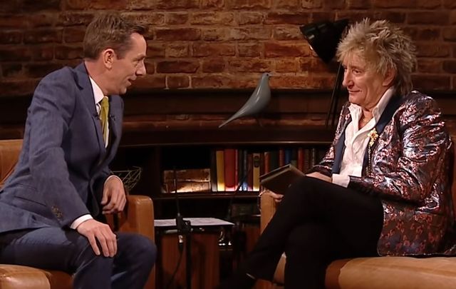 Ryan Tubridy presented Rod Stewart with a very special gift
