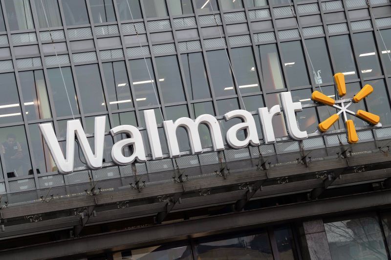 Walmart kids’ sweatshirt compares shamrock to marijuana leaf