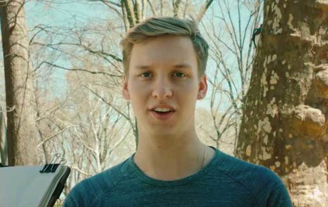 George Ezra in his \'Shotgun\' video.