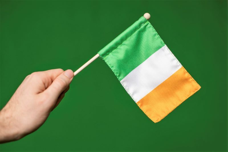 Fáilte! 2,400 foreigners become Irish citizens at ceremony in Co Kerry