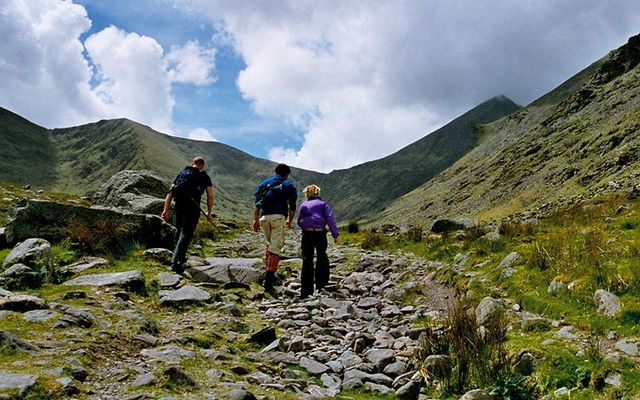 Find the heartbeat of the Emerald Isle. Take a walk in Ireland\'s Hidden Heartlands.