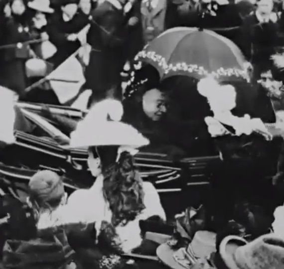 On This Day: "Famine Queen" Victoria arrived to Ireland in 1900